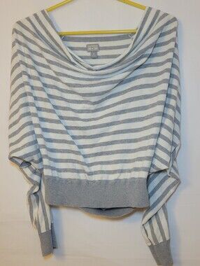 Converse Women's Gray and White Striped Scoop Neck Sweater